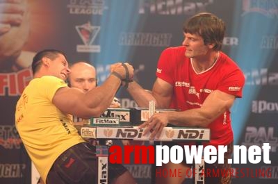 Vendetta in Dubai # Armwrestling # Armpower.net