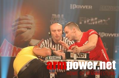 Vendetta in Dubai # Siłowanie na ręce # Armwrestling # Armpower.net