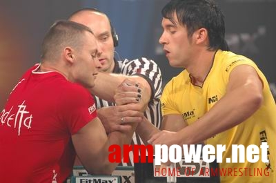 Vendetta in Dubai # Siłowanie na ręce # Armwrestling # Armpower.net