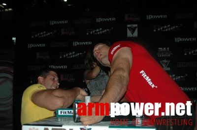 Vendetta in Dubai # Siłowanie na ręce # Armwrestling # Armpower.net