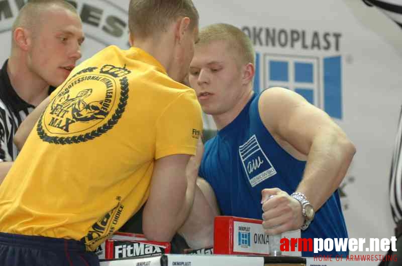 VII Mistrzostwa Polski - Wołomin 2007 - Prawa ręka # Siłowanie na ręce # Armwrestling # Armpower.net