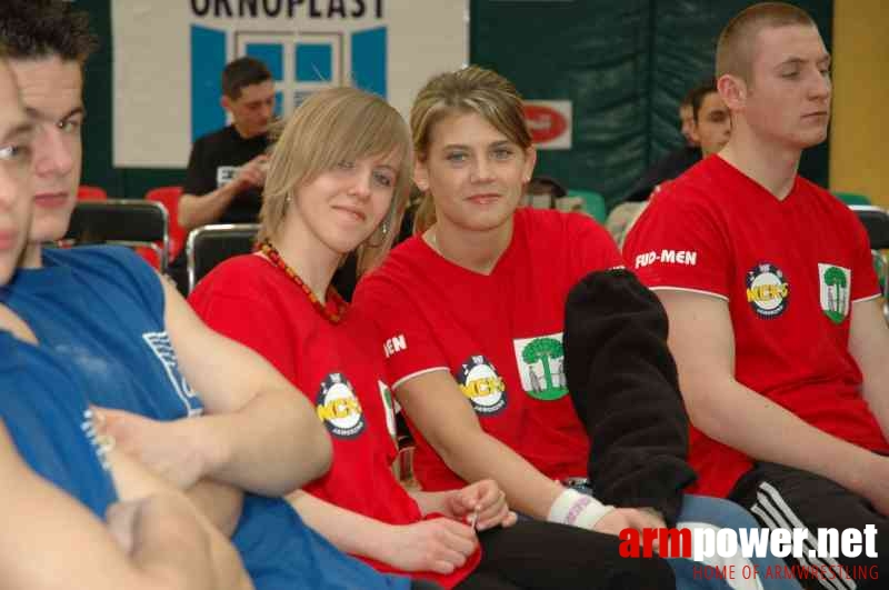 VII Mistrzostwa Polski - Wołomin 2007 - Lewa ręka # Siłowanie na ręce # Armwrestling # Armpower.net