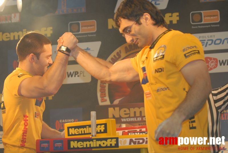 Nemiroff World Cup 2007 - Day 1 # Siłowanie na ręce # Armwrestling # Armpower.net