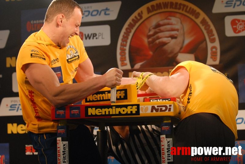 Nemiroff World Cup 2007 - Day 1 # Armwrestling # Armpower.net