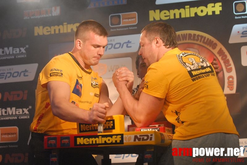 Nemiroff World Cup 2007 - Day 1 # Siłowanie na ręce # Armwrestling # Armpower.net