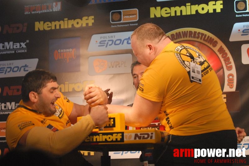 Nemiroff World Cup 2007 - Day 1 # Siłowanie na ręce # Armwrestling # Armpower.net