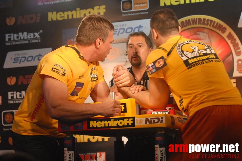 Nemiroff World Cup 2007 - Day 1 # Armwrestling # Armpower.net