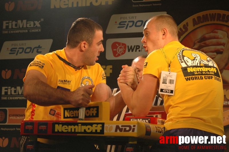 Nemiroff World Cup 2007 - Day 1 # Siłowanie na ręce # Armwrestling # Armpower.net