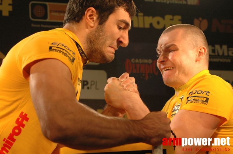 Nemiroff World Cup 2007 - Day 1 # Siłowanie na ręce # Armwrestling # Armpower.net