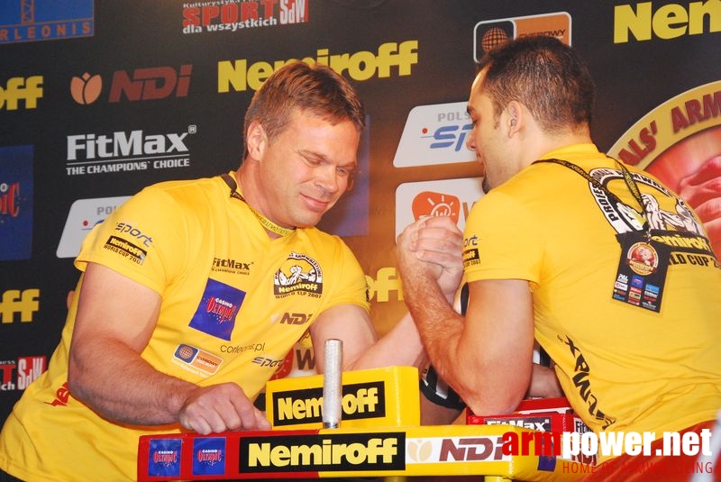 Nemiroff World Cup 2007 - Day 1 # Armwrestling # Armpower.net