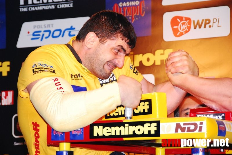 Nemiroff World Cup 2007 - Day 1 # Armwrestling # Armpower.net