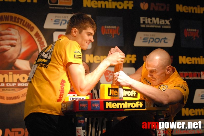 Nemiroff World Cup 2007 - Day 2 # Siłowanie na ręce # Armwrestling # Armpower.net