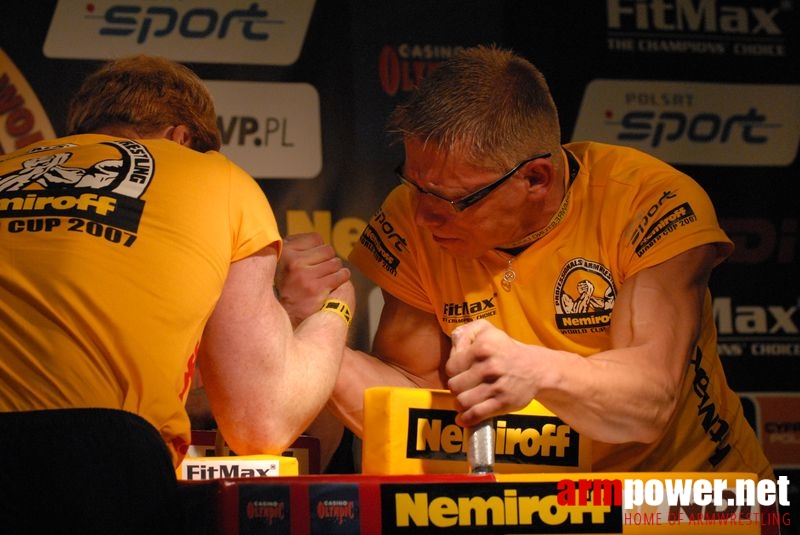 Nemiroff World Cup 2007 - Day 2 # Siłowanie na ręce # Armwrestling # Armpower.net