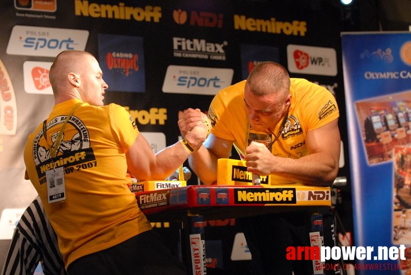 Nemiroff World Cup 2007 - Day 2 # Siłowanie na ręce # Armwrestling # Armpower.net