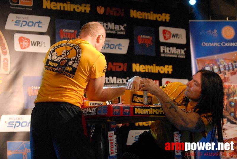 Nemiroff World Cup 2007 - Day 2 # Siłowanie na ręce # Armwrestling # Armpower.net