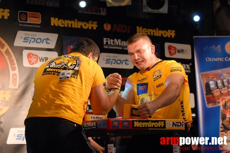 Nemiroff World Cup 2007 - Day 2 # Siłowanie na ręce # Armwrestling # Armpower.net