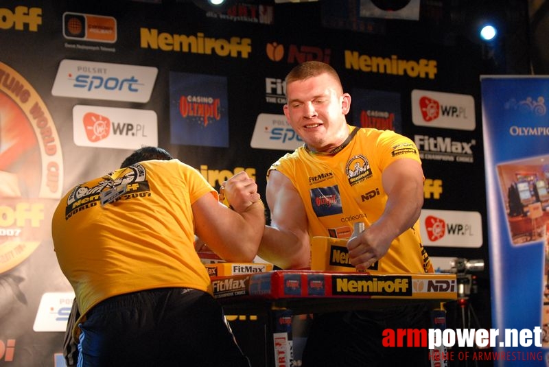 Nemiroff World Cup 2007 - Day 2 # Siłowanie na ręce # Armwrestling # Armpower.net