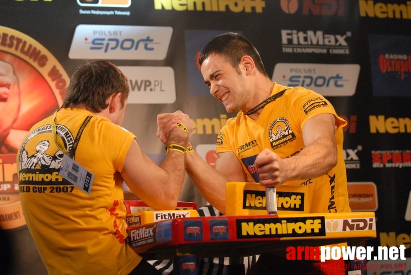 Nemiroff World Cup 2007 - Day 2 # Siłowanie na ręce # Armwrestling # Armpower.net