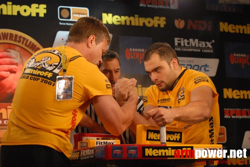 Nemiroff World Cup 2007 - Day 2 # Siłowanie na ręce # Armwrestling # Armpower.net