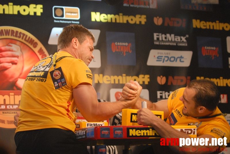 Nemiroff World Cup 2007 - Day 2 # Siłowanie na ręce # Armwrestling # Armpower.net