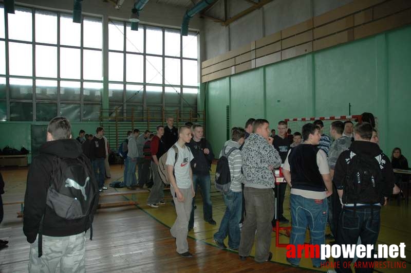 Mistrzostwa Gimnazjum Gdyńskich # Siłowanie na ręce # Armwrestling # Armpower.net