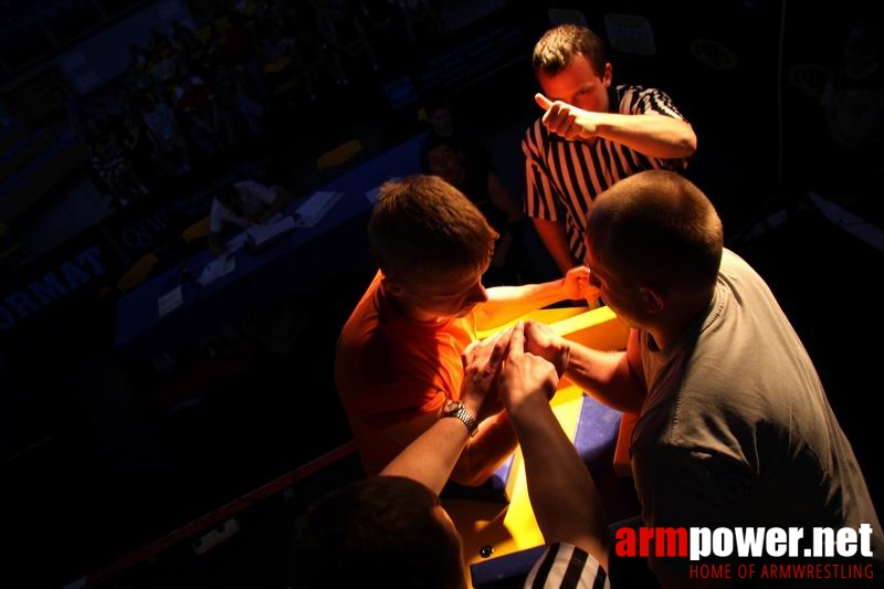 I Gala Gladiatorów - Ostróda (zdj. Damian Drzewiecki) # Siłowanie na ręce # Armwrestling # Armpower.net