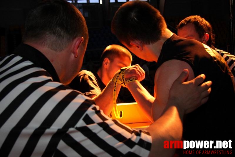 I Gala Gladiatorów - Ostróda (zdj. Damian Drzewiecki) # Siłowanie na ręce # Armwrestling # Armpower.net