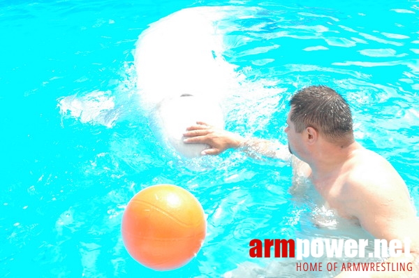 Vendetta Yalta - Swimming Pool # Armwrestling # Armpower.net