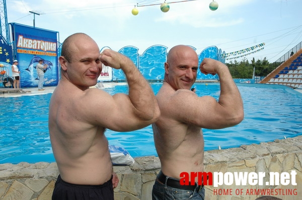 Vendetta Yalta - Swimming Pool # Armwrestling # Armpower.net