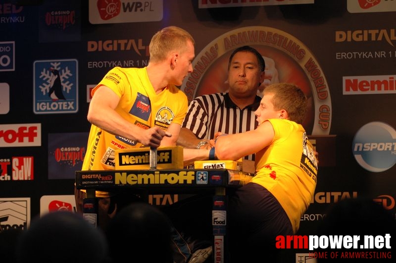 Nemiroff 2008 - Day 1 - Left hand # Siłowanie na ręce # Armwrestling # Armpower.net