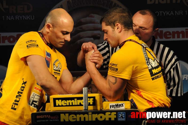 Nemiroff 2008 - Day 1 - Left hand # Siłowanie na ręce # Armwrestling # Armpower.net