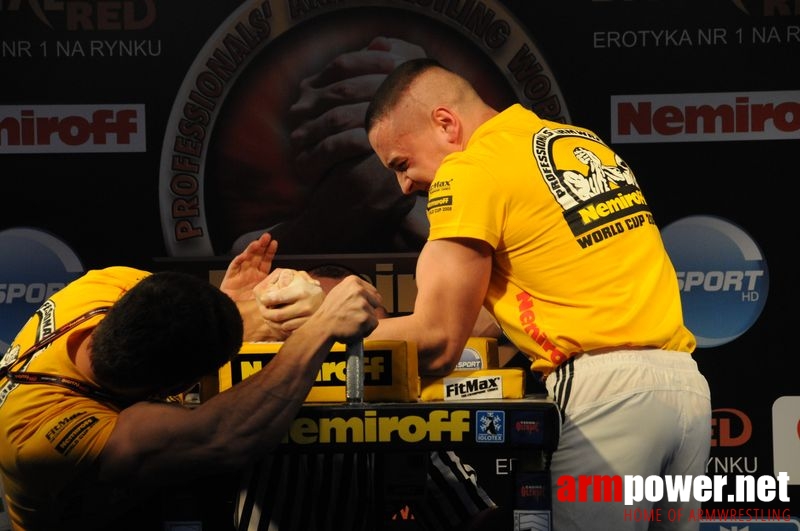 Nemiroff 2008 - Day 1 - Left hand # Siłowanie na ręce # Armwrestling # Armpower.net