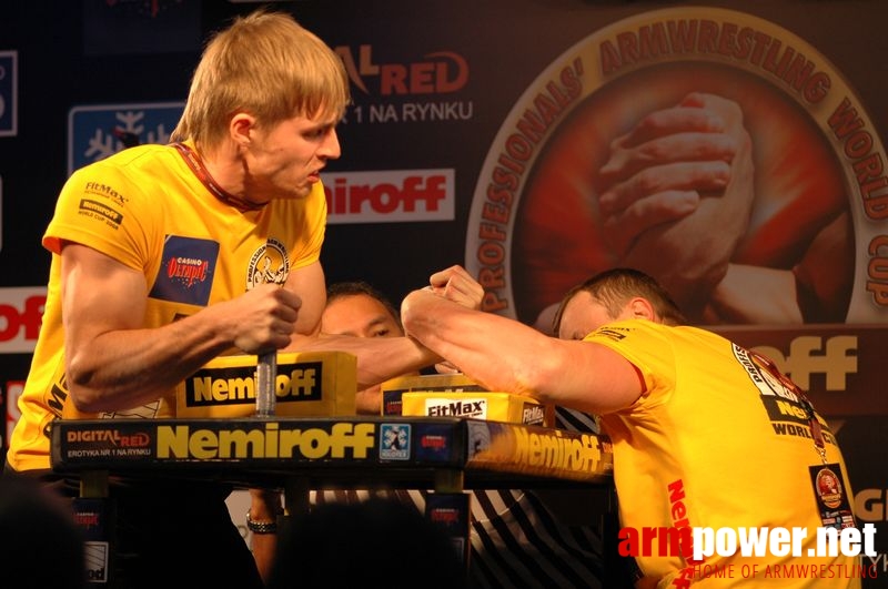 Nemiroff 2008 - Day 1 - Left hand # Armwrestling # Armpower.net