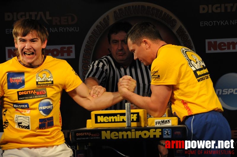 Nemiroff 2008 - Day 1 - Left hand # Siłowanie na ręce # Armwrestling # Armpower.net