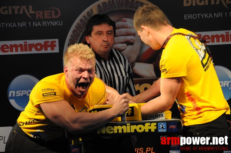 Nemiroff 2008 - Day 1 - Left hand # Armwrestling # Armpower.net