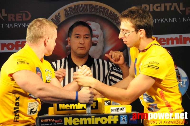 Nemiroff 2008 - Day 1 - Left hand # Armwrestling # Armpower.net