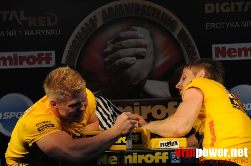 Nemiroff 2008 - Day 1 - Left hand # Siłowanie na ręce # Armwrestling # Armpower.net