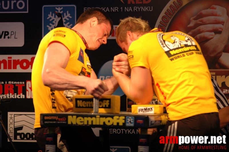 Nemiroff 2008 - Day 1 - Left hand # Armwrestling # Armpower.net