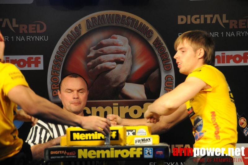 Nemiroff 2008 - Day 1 - Left hand # Armwrestling # Armpower.net