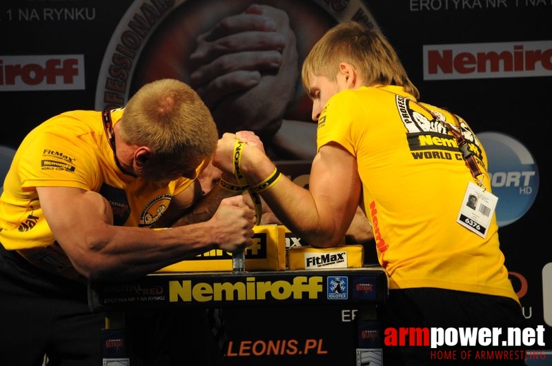 Nemiroff 2008 - Day 1 - Left hand # Armwrestling # Armpower.net