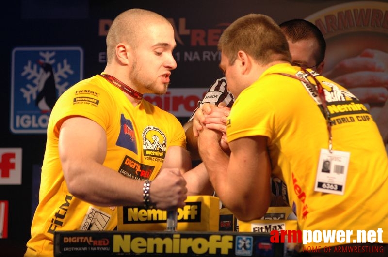 Nemiroff 2008 - Day 1 - Left hand # Siłowanie na ręce # Armwrestling # Armpower.net