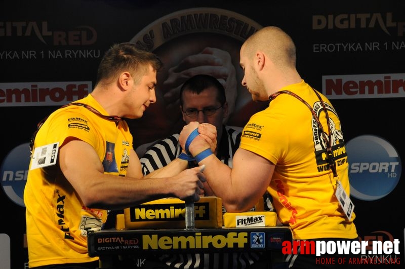 Nemiroff 2008 - Day 1 - Left hand # Siłowanie na ręce # Armwrestling # Armpower.net