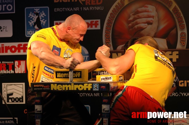 Nemiroff 2008 - Day 1 - Left hand # Siłowanie na ręce # Armwrestling # Armpower.net