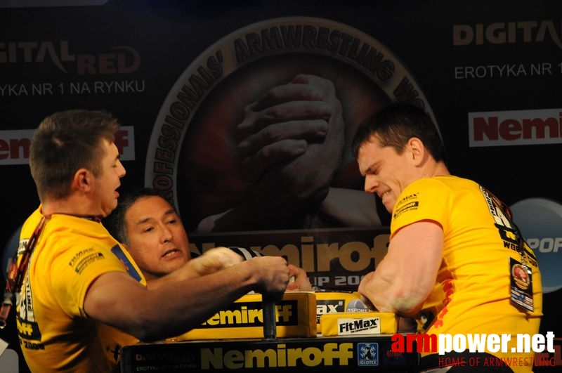 Nemiroff 2008 - Day 1 - Left hand # Armwrestling # Armpower.net