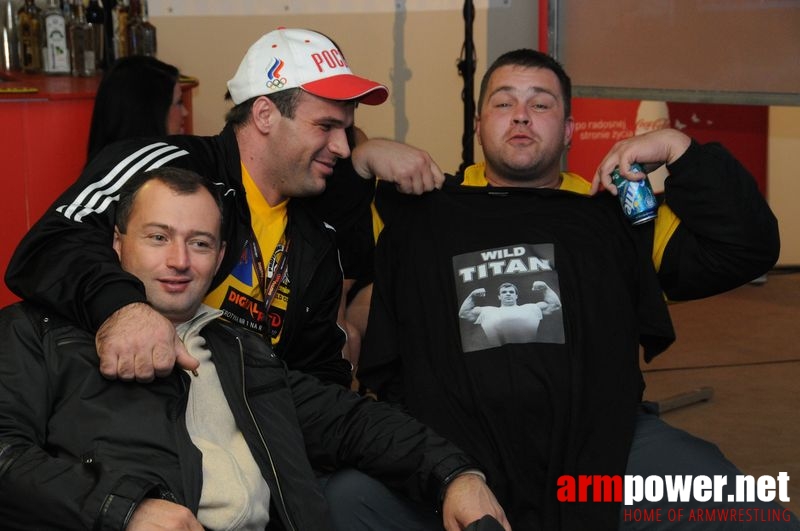 Nemiroff 2008 - Day 1 - Left hand # Siłowanie na ręce # Armwrestling # Armpower.net