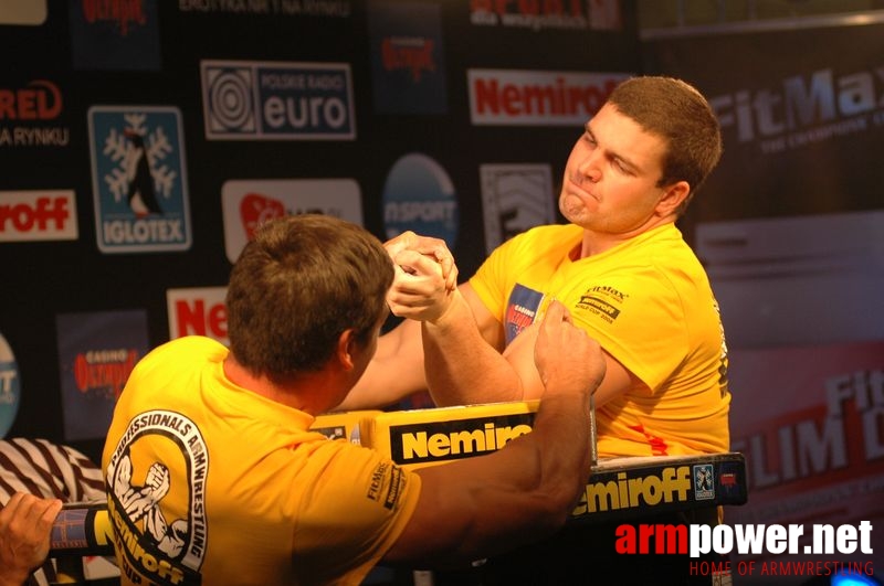 Nemiroff 2008 - Day 1 - Left hand # Siłowanie na ręce # Armwrestling # Armpower.net