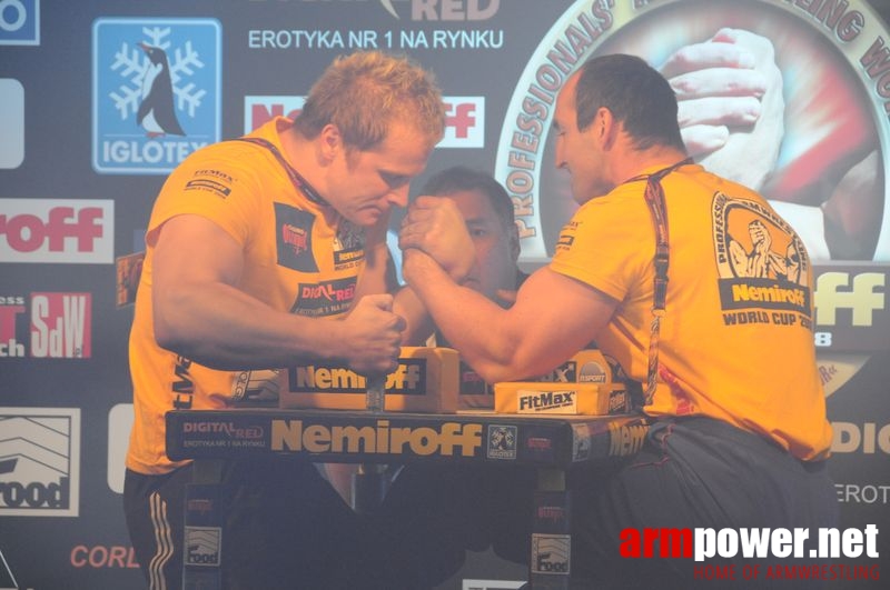 Nemiroff 2008 - Day 1 - Left hand # Armwrestling # Armpower.net