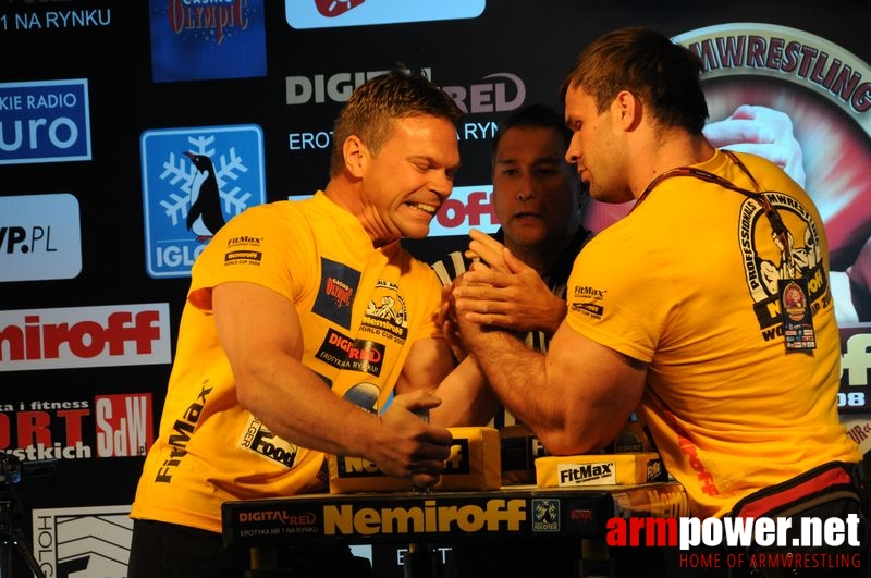 Nemiroff 2008 - Day 1 - Left hand # Siłowanie na ręce # Armwrestling # Armpower.net