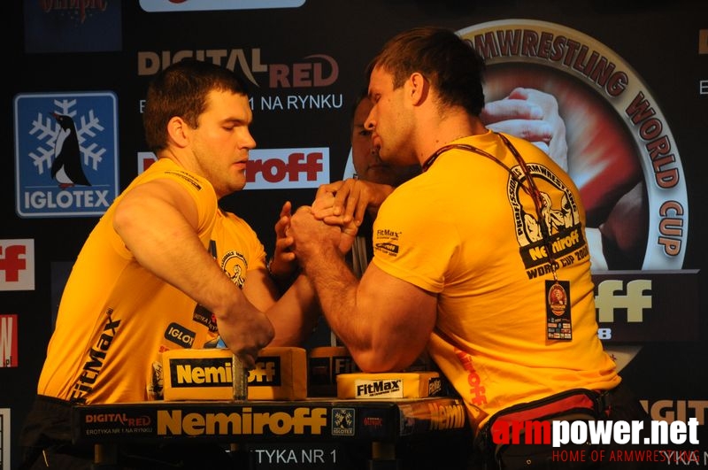 Nemiroff 2008 - Day 1 - Left hand # Siłowanie na ręce # Armwrestling # Armpower.net