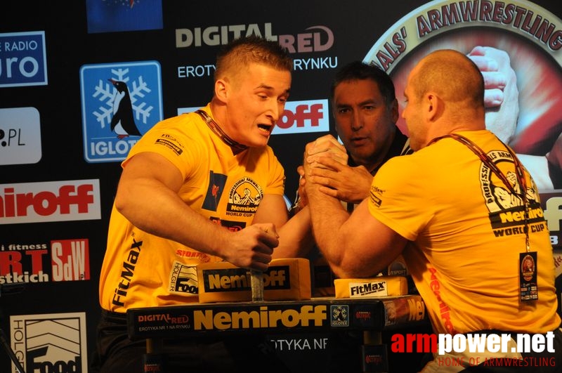 Nemiroff 2008 - Day 1 - Left hand # Siłowanie na ręce # Armwrestling # Armpower.net